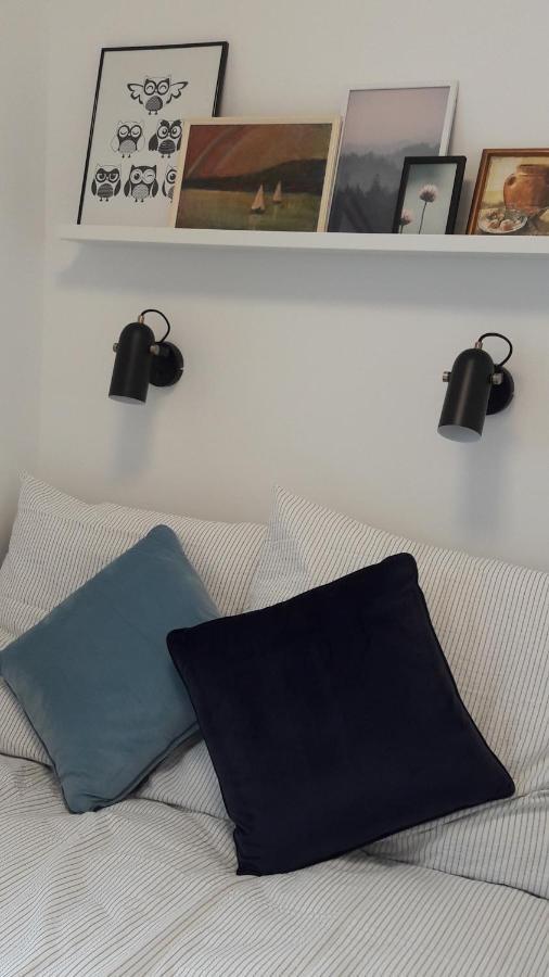 Liliom Apartment With Free Parking Space Budapest Ngoại thất bức ảnh